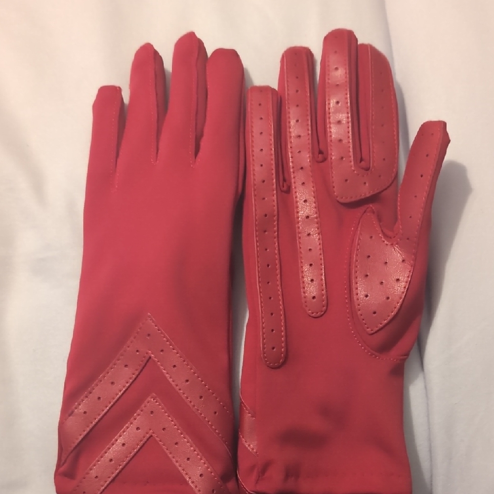 Isotoner Red Perforated Gloves